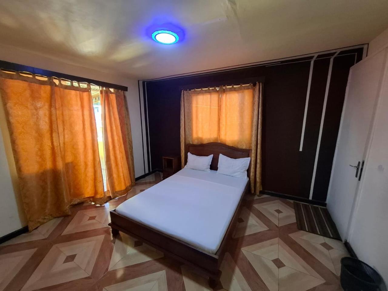 Antsiranana Lotus Hotel מראה חיצוני תמונה